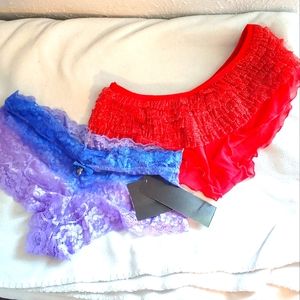 NEW LACE AND RUFFLE PANTIES